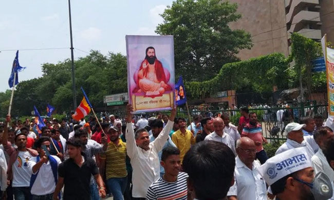 Ready to give land at same site for reconstruction of Ravidas temple, Centre tells SC
